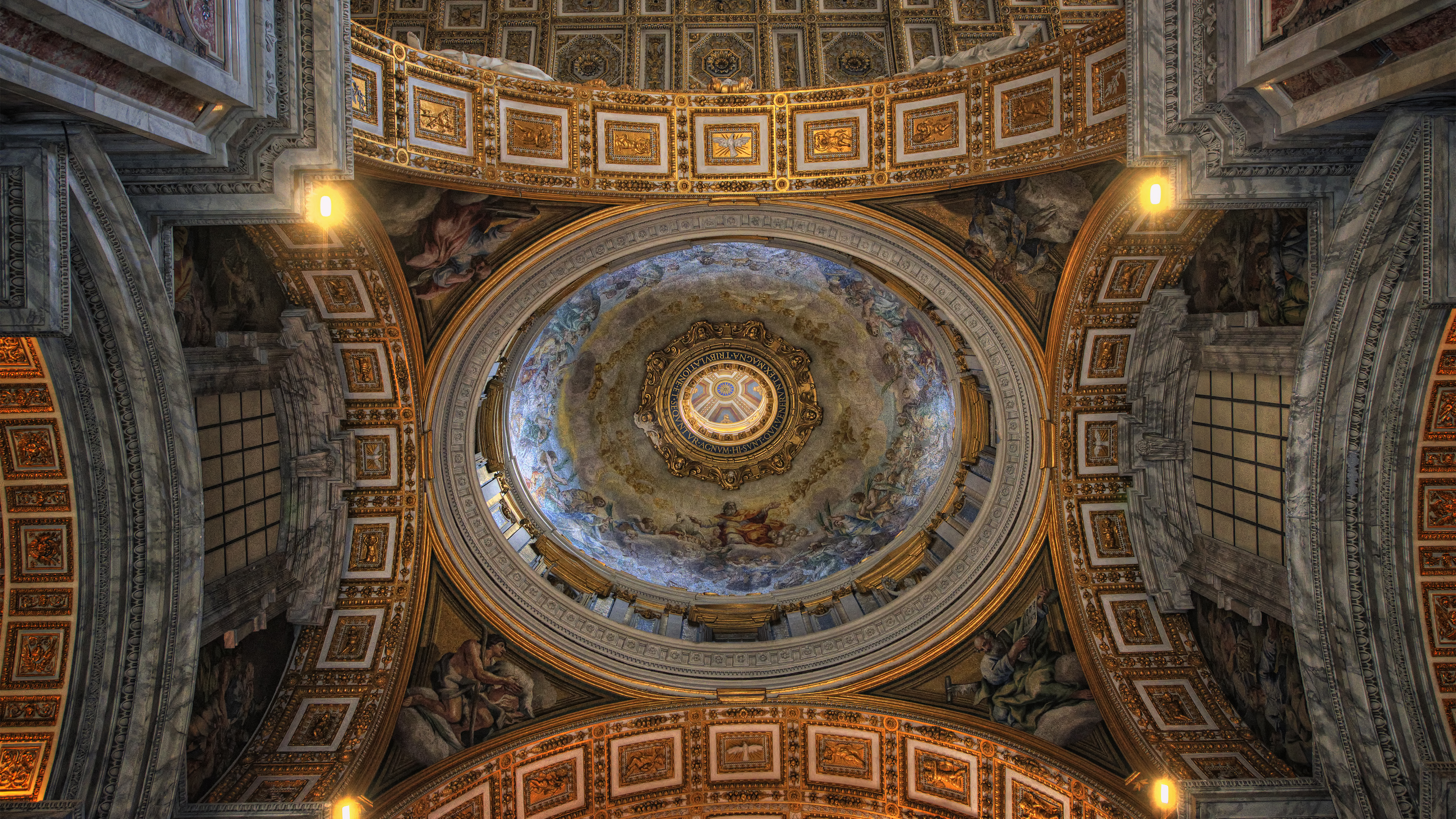 Ceiling in Saint Peter's Basilica
