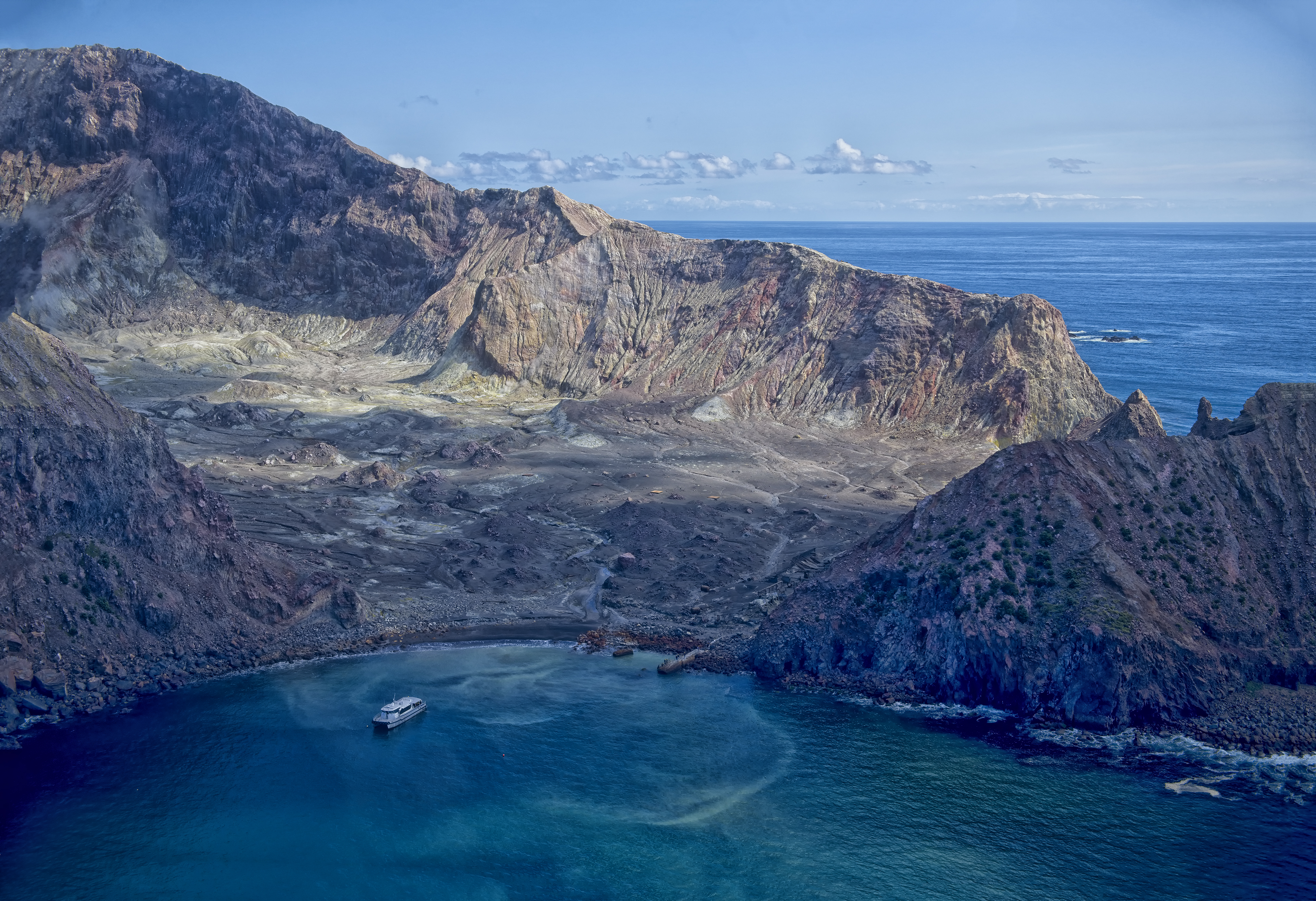 Coming in to land on White Island