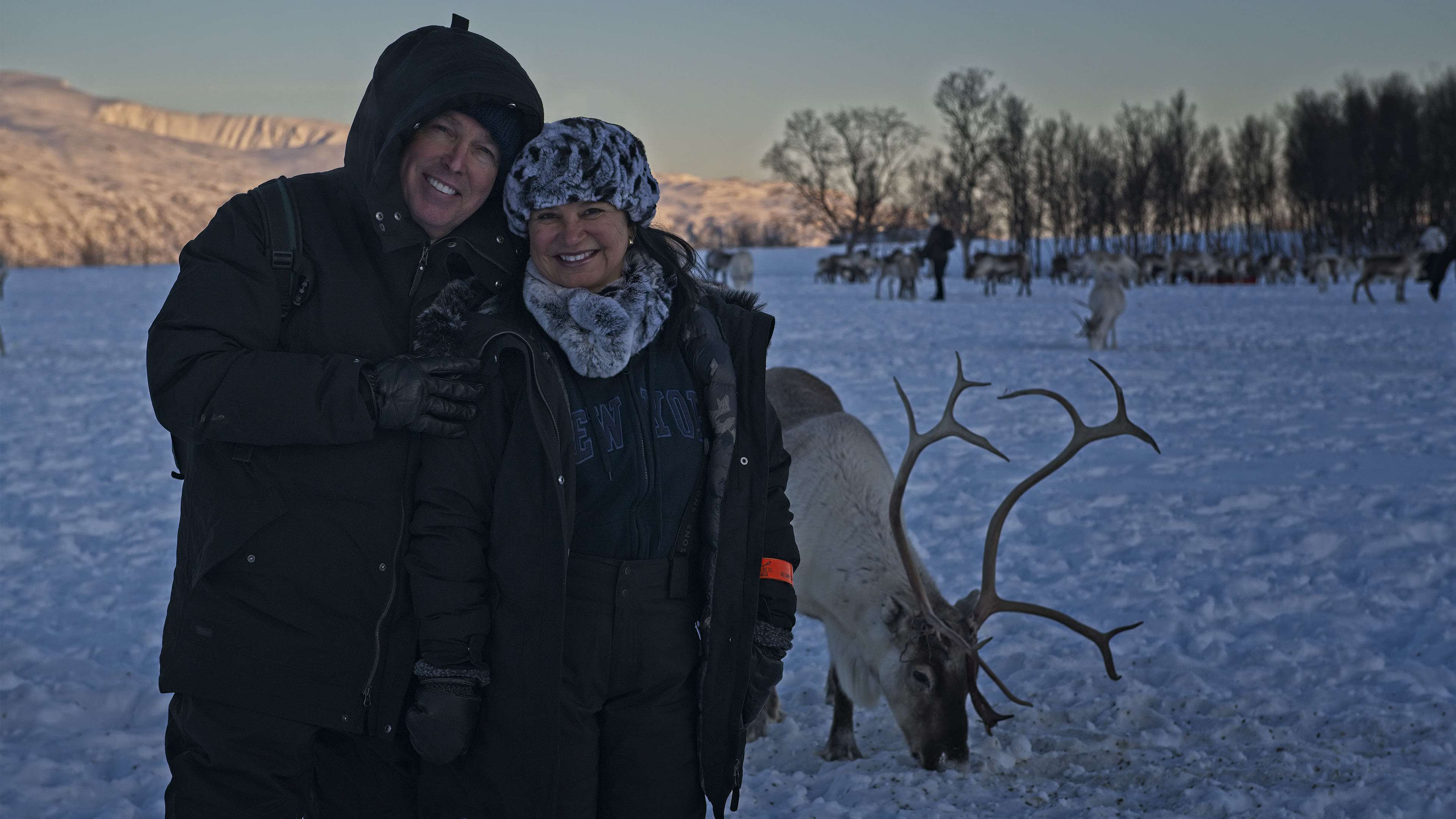 Dirce wrangled her first Reindeer