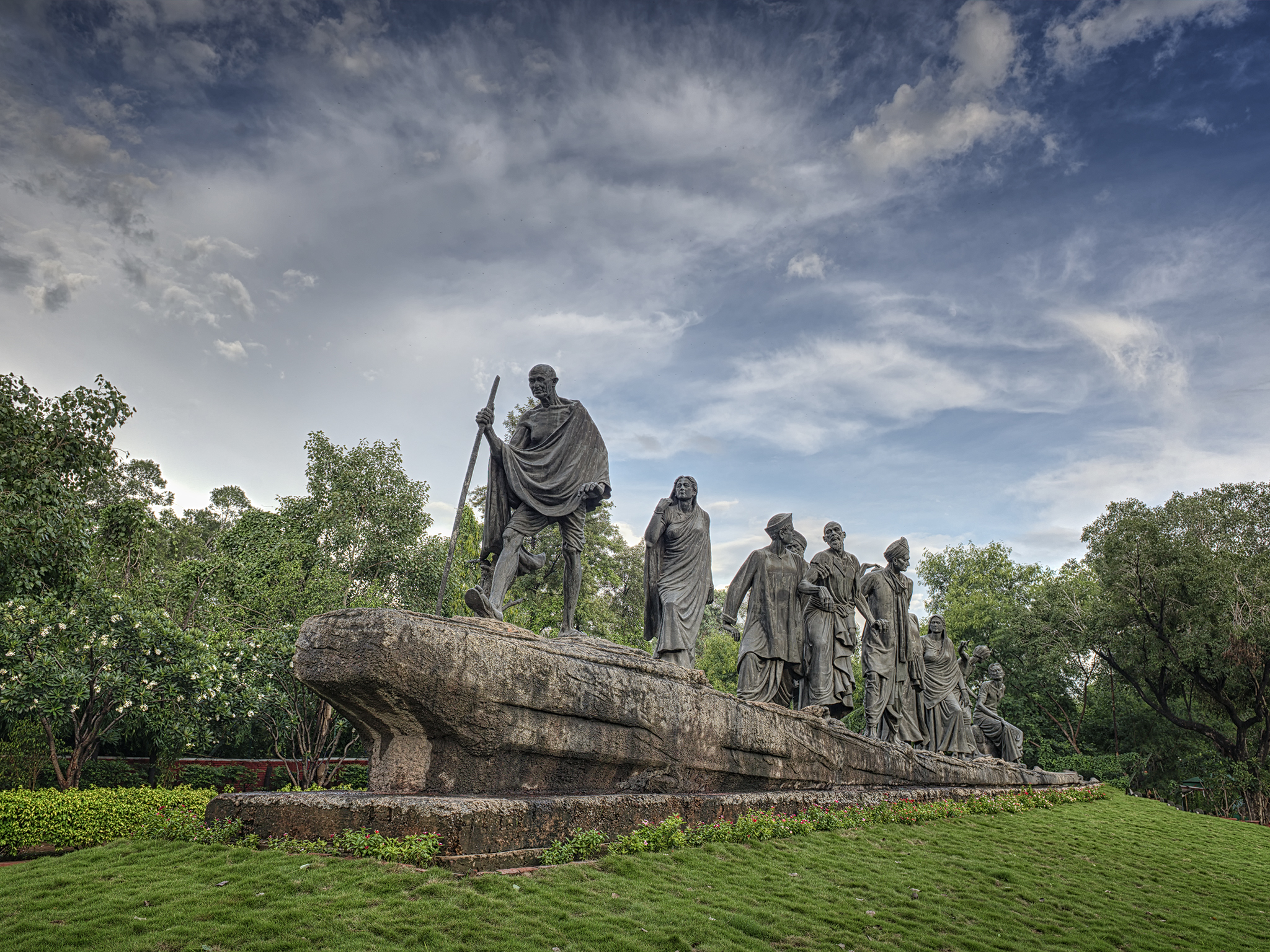 Delhi Statue