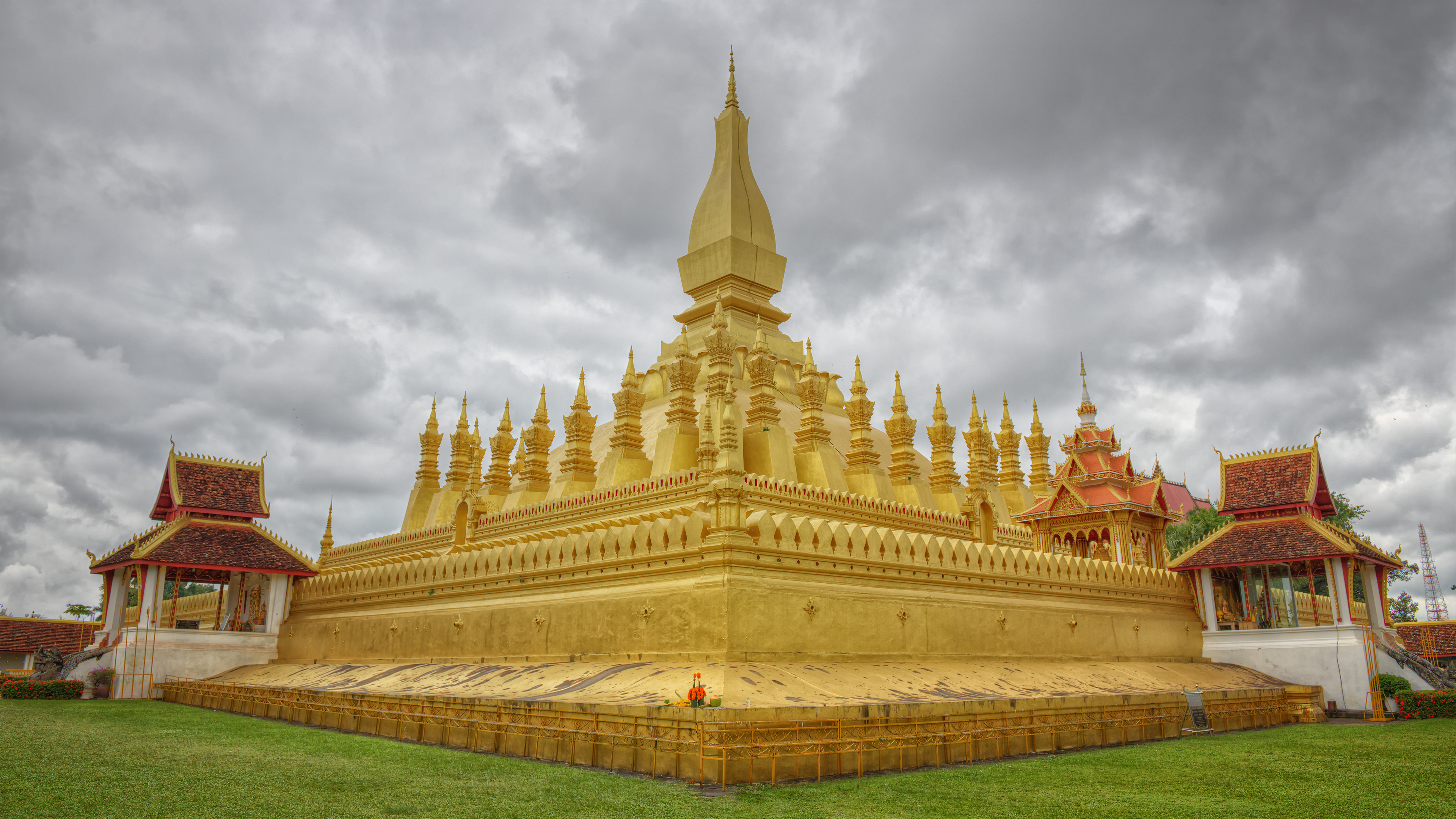 Pha That Luang