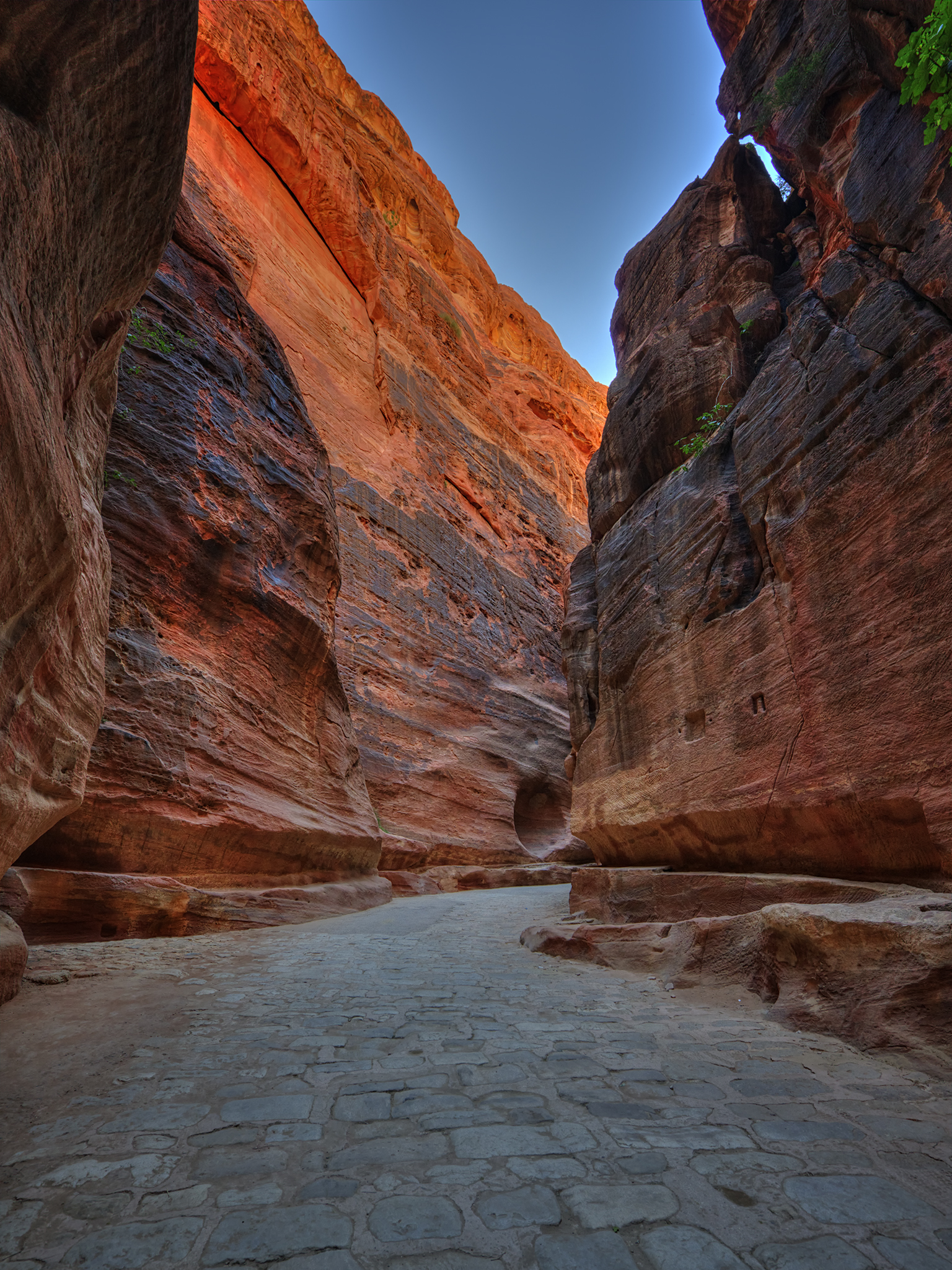 1km walk through Petra