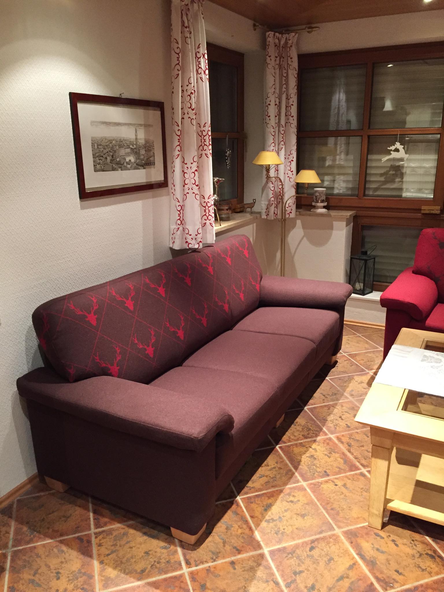 Home Central Lakes Upholstery Ltd.