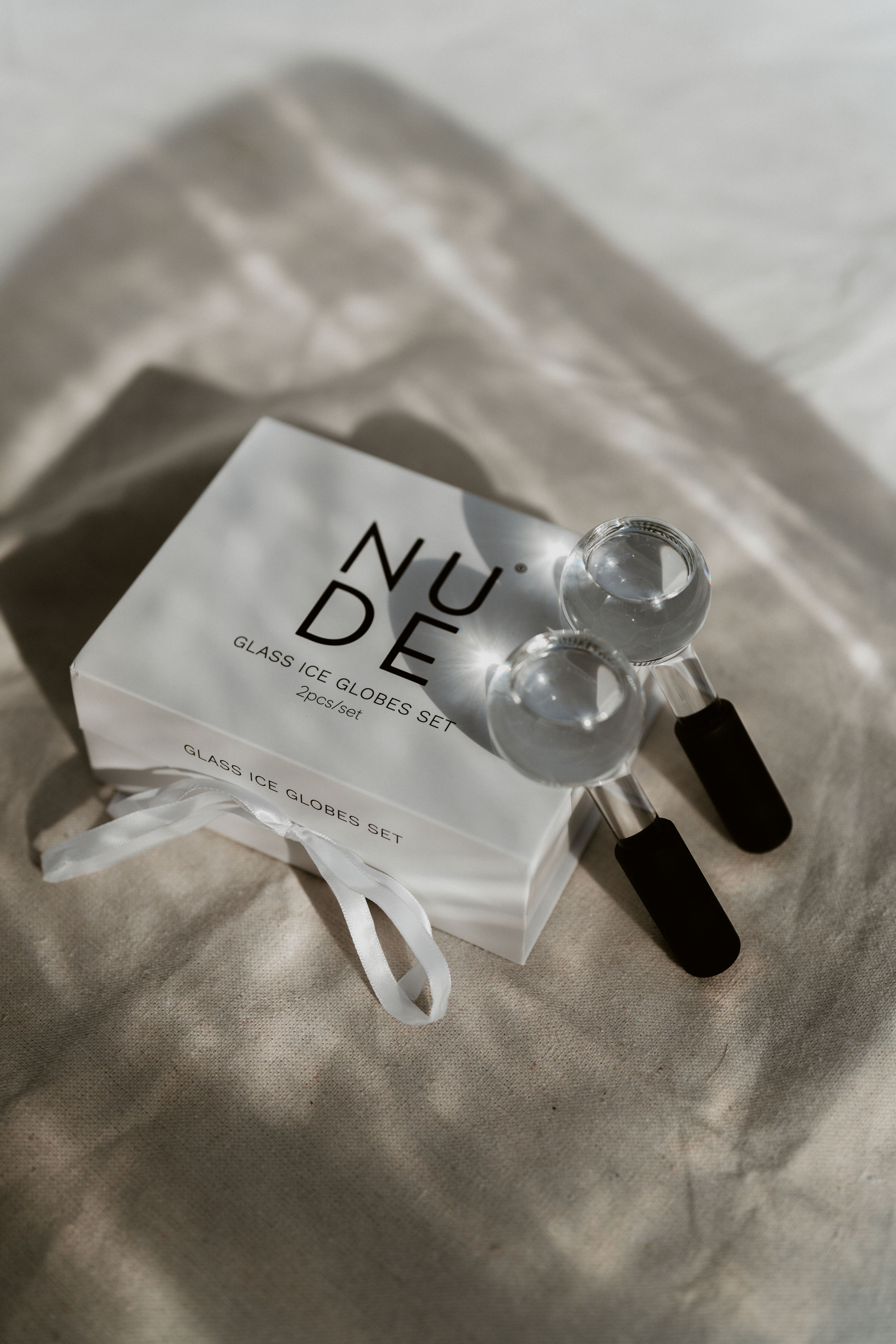 THE NUDE ICE GLOBE FACIAL MASSAGER