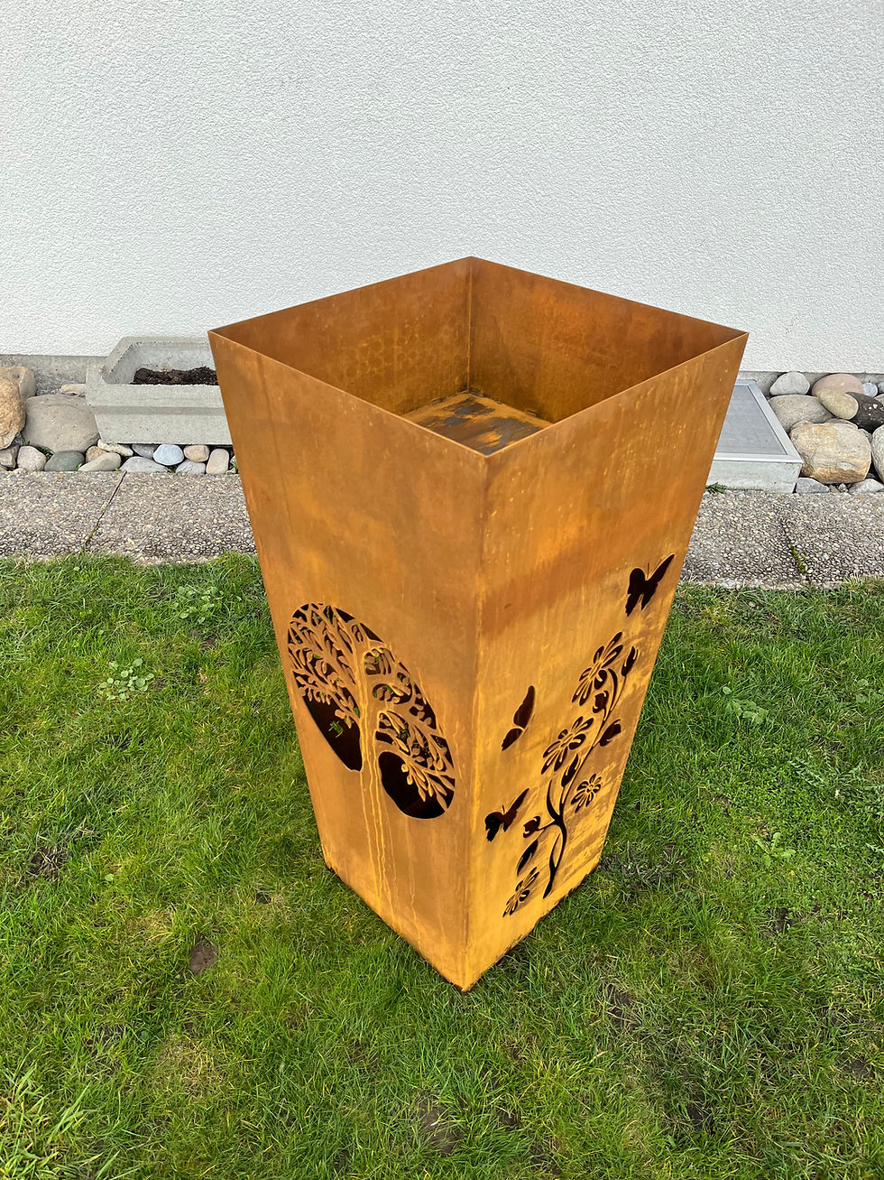 Miniaturbild: Rost Säule, Deko Säule konisch Blumen 2 mit Schmetterling Motiv