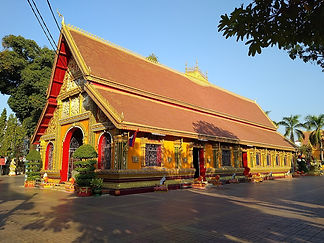 Wat_Si_Muang_2020_-_2-2.jpg