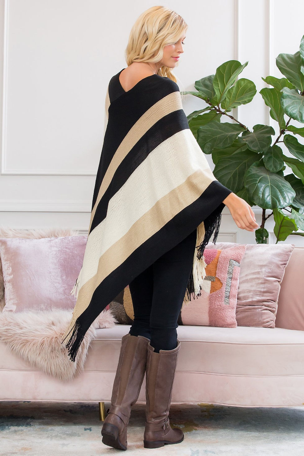 Thumbnail: Hdf2099bg - Beige Color Block Fringe Poncho