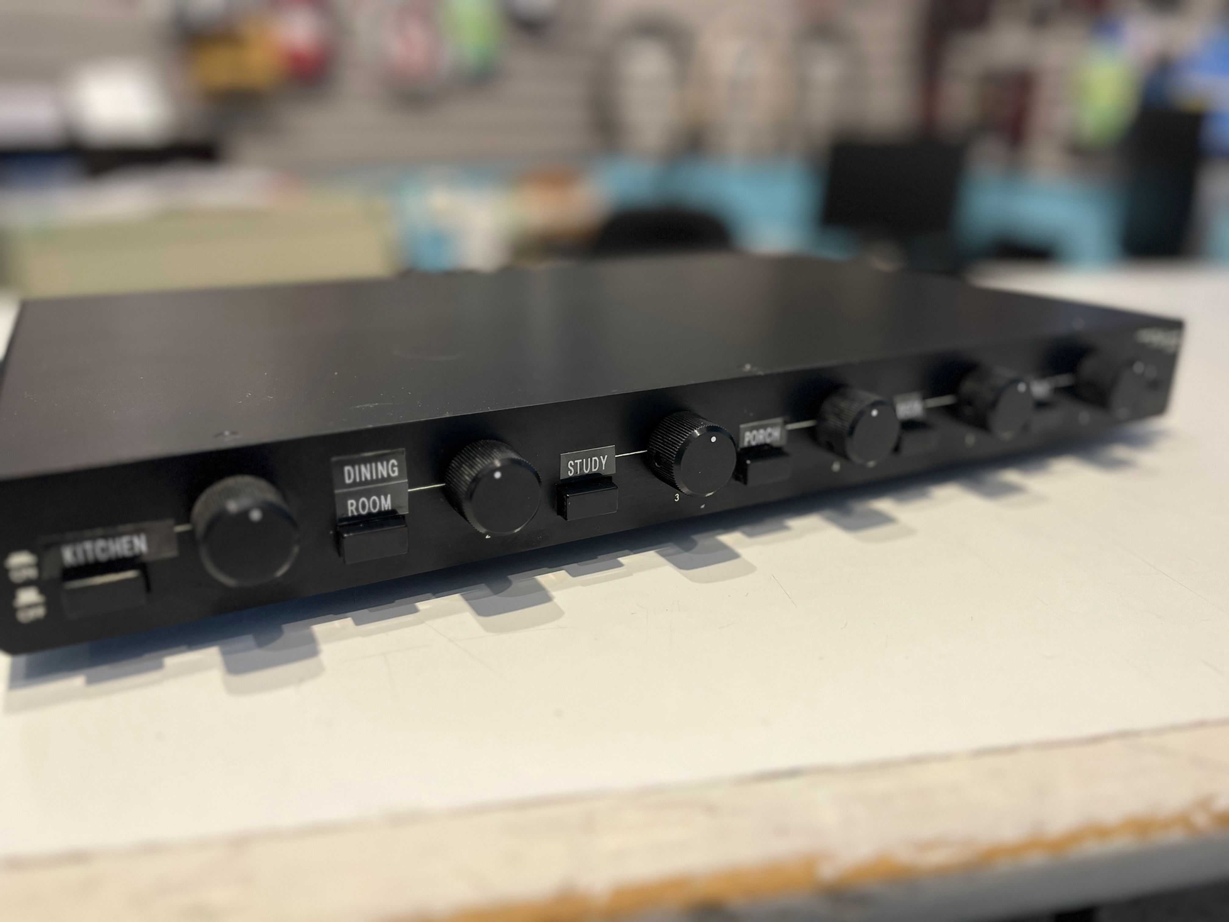 Niles Audio SSVC-6 Six-Pair Speaker Selector with Volume Controls