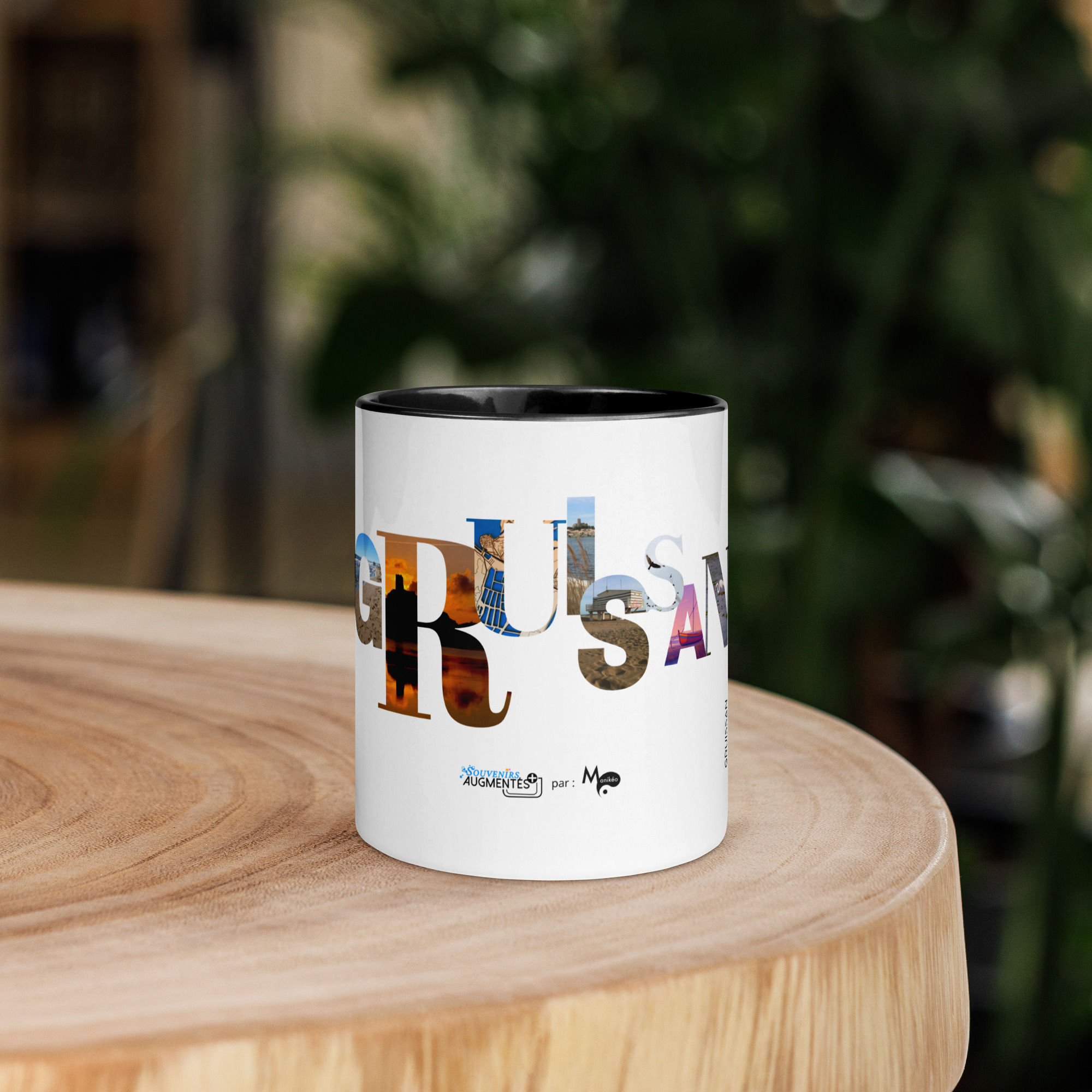 Mug coloré à l'intérieur : GRUISSAN (Compositing)