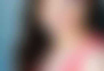 Rebeca Donovan in "Gladiola!"