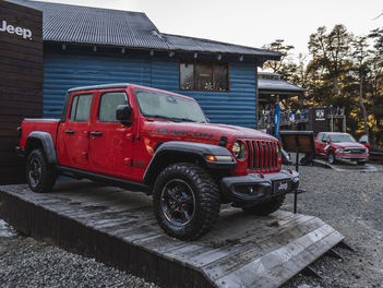 Invierno Jeep® y RAM en Villa La Angostura