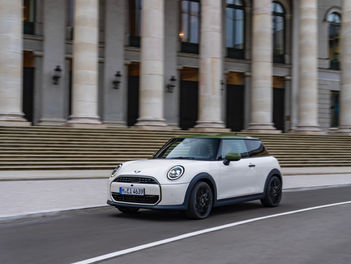 MINI x Paul Smith: el ícono británico vuelve a vestirse de diseño