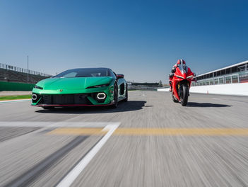 Lamborghini Temerario vs Ducati Panigale V4: El desafío de las máquinas perfectas
