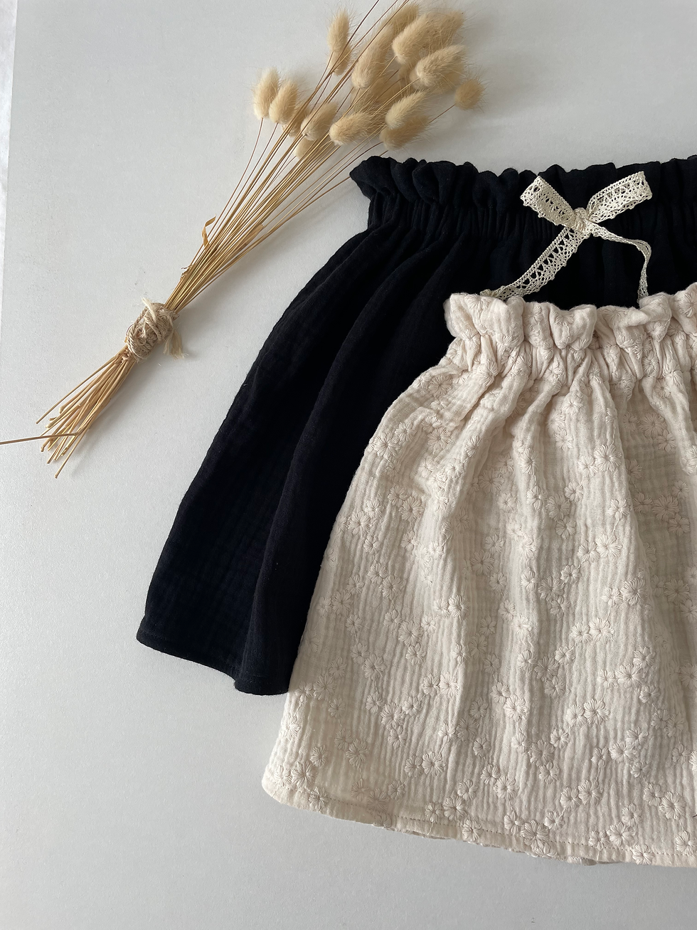 Thumbnail: Jupe bébé/fille Gaze de coton "Noire"