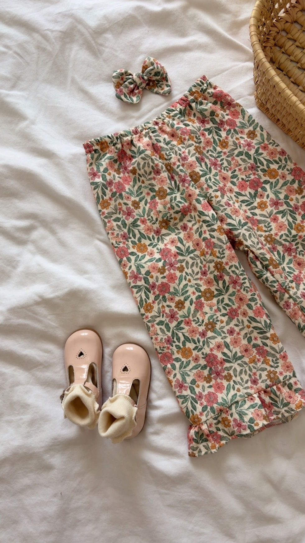 Thumbnail: Pantalon à volants  « Louisa »