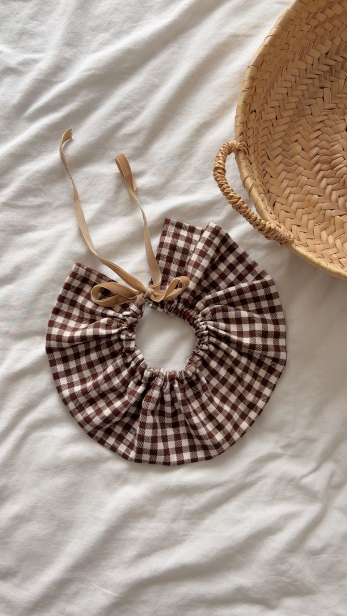 Col volanté « Vichy chocolat »