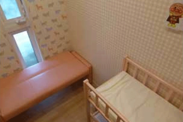 おかもとキッズクリニック、授乳・オムツ交換室