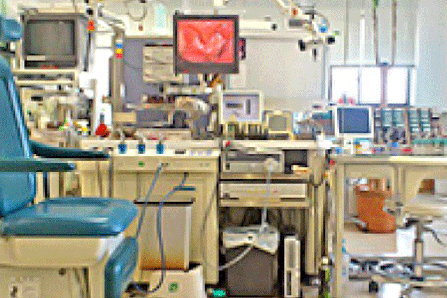 立花耳鼻咽喉科医院・診察室