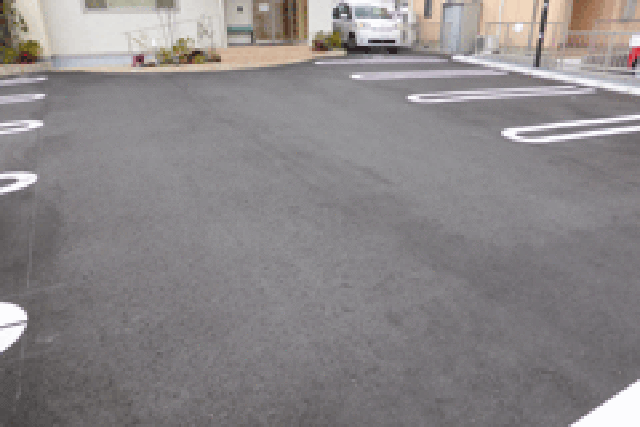 おかもとキッズクリニック駐車場