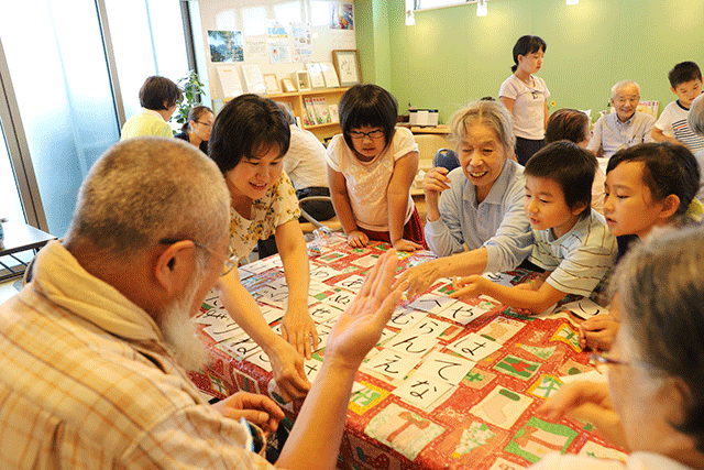 カフェ(すまいるカフェ)の開催