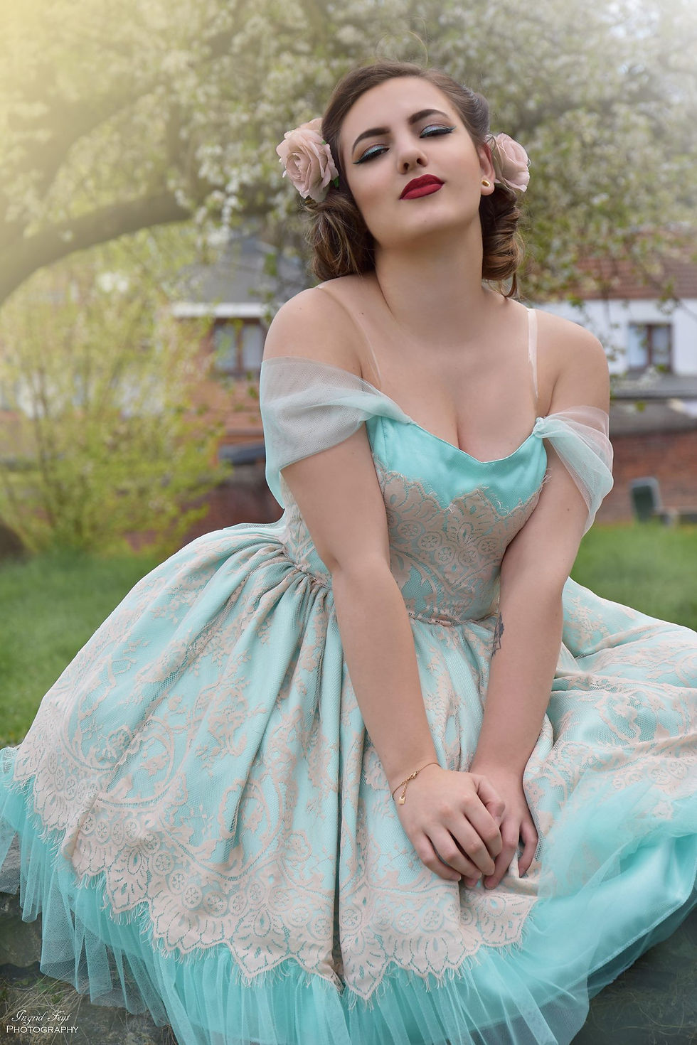 Robe vintage vert d'eau et dentelle