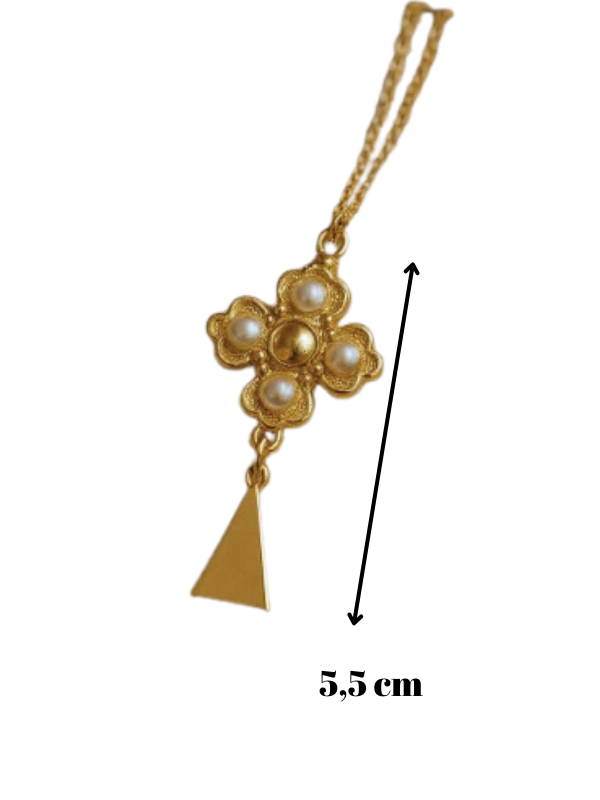 Küçük resim: İncili çiçek kolye