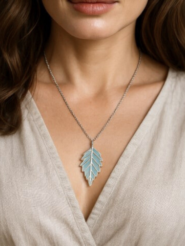 Küçük resim: Özel Tasarım Yaprak Kolye