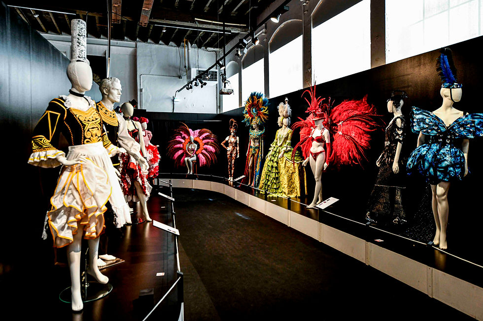 Exposition "Cabaret, Habiller le rêve"