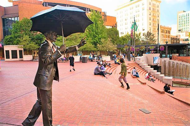 Pioneer Courthouse Square