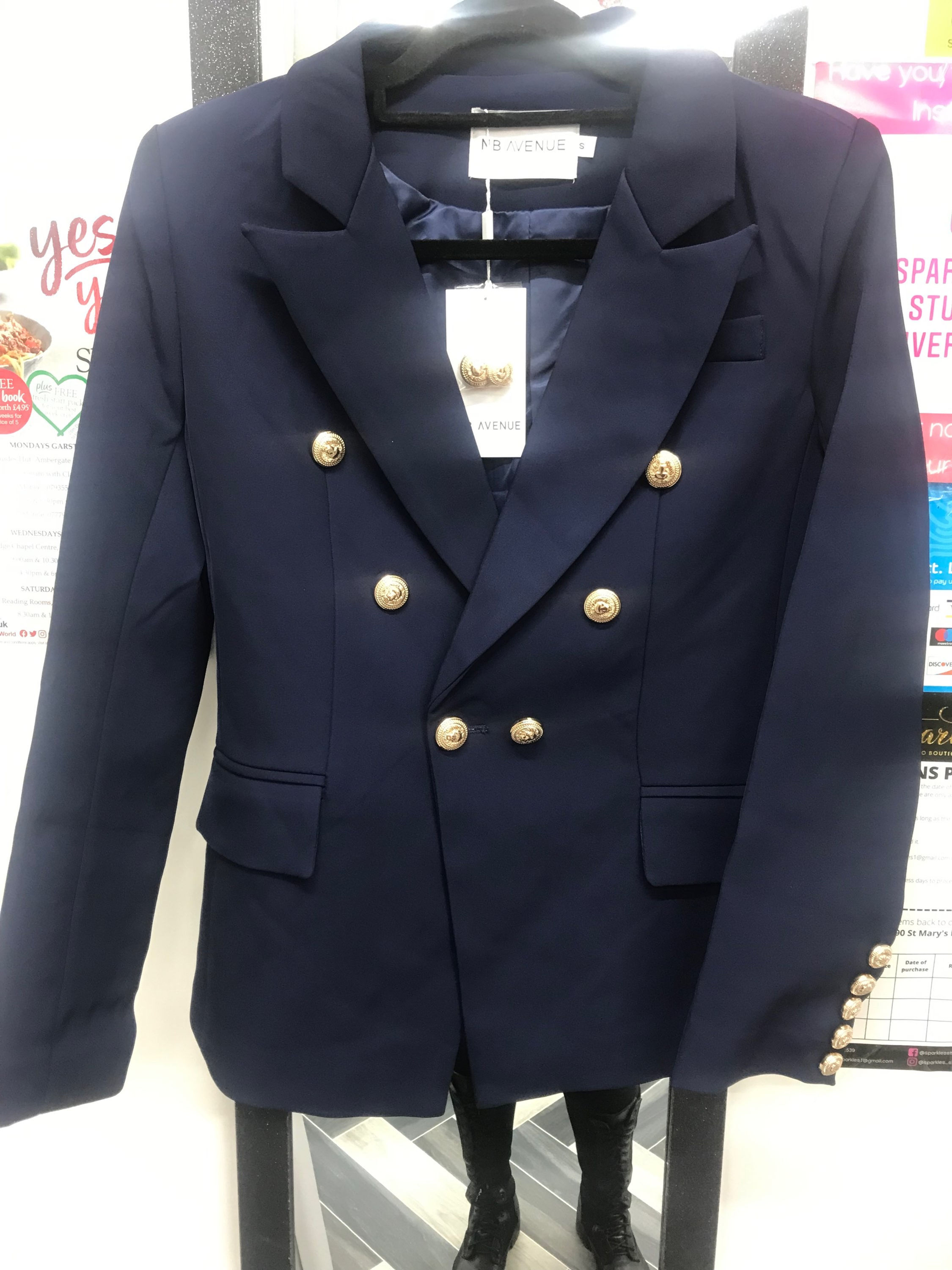 NAVY BLAZER 2 left 
