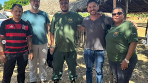 Visita para informar FUNAI sobre projeto de REDD+