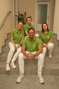 Dr. Neumann, Dr. Kroggel, Dr. Konczak; die Ärzte des MVZ Alte Poliklinik Lauchhammer