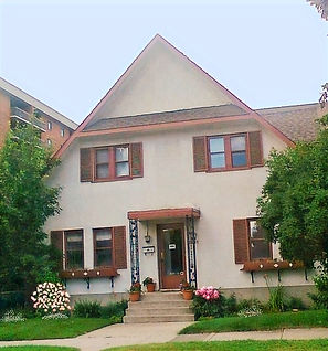 Dragonfly Calgary office exterior — contact for counselling for women and teen girls