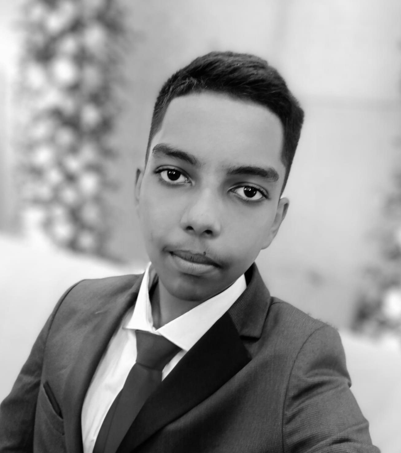 Sachin Leo_edited.jpg