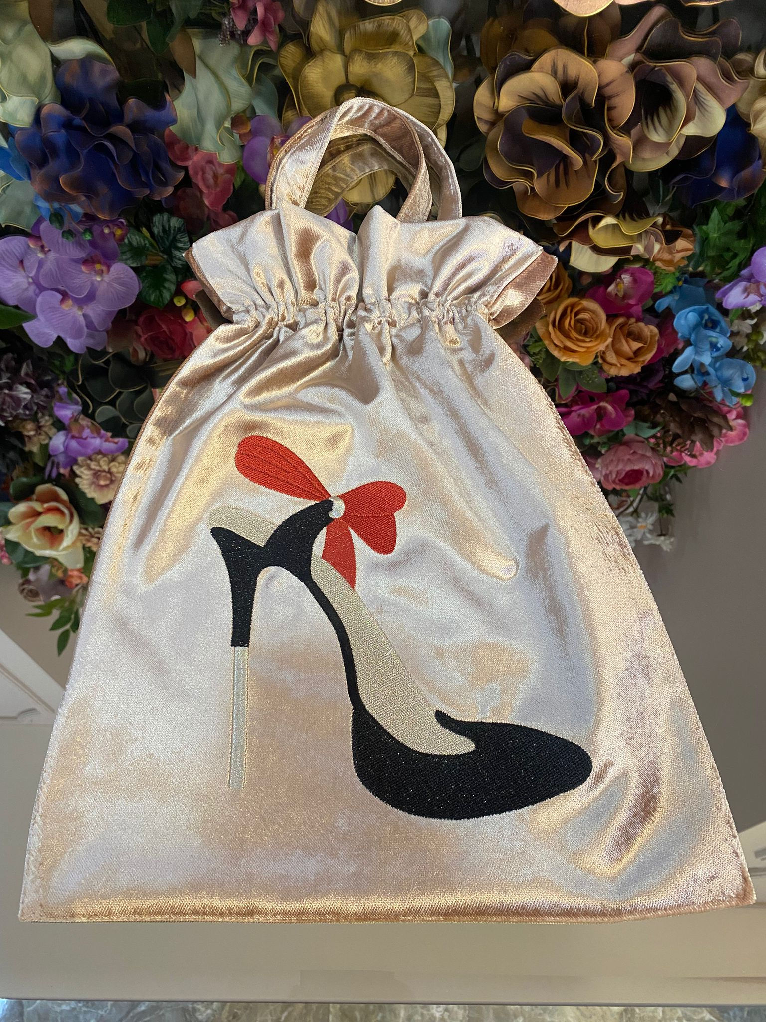 Nakışlı Kadife Terlik kesesi