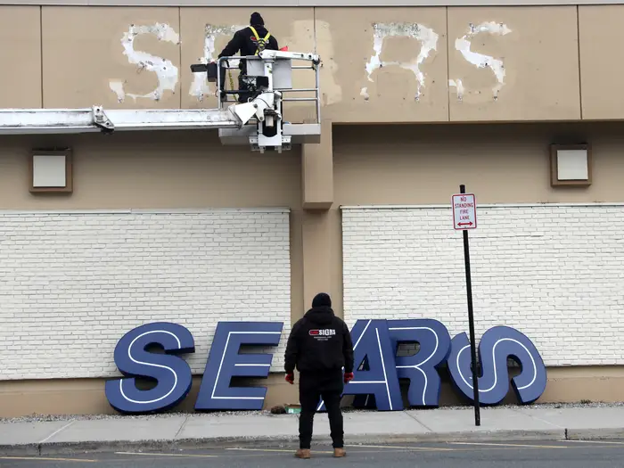 Chiusura definitiva dei negozi Sears negli Stati Uniti