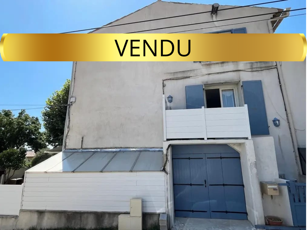 Maison de ville T3 avec balcon et grand garage