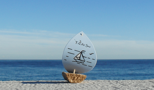 Tea At Sea Organic Mountain Tea from Indonesia Best Organic Tea, Organic Oolong, Organic Black Tea, Organic green, Montreal Loose leaf tea online. Vancouver Loose leaf tea. fresh Organic Oolong tea. Free Tin, Nautical theme. Loose leaf Canadian tea shop,