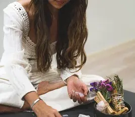 What is Tarot Card Reading and How Does It Work?