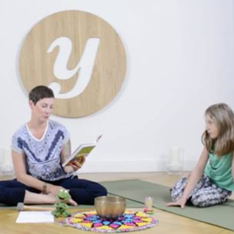 Kinderyoga mit YoYo und Motte