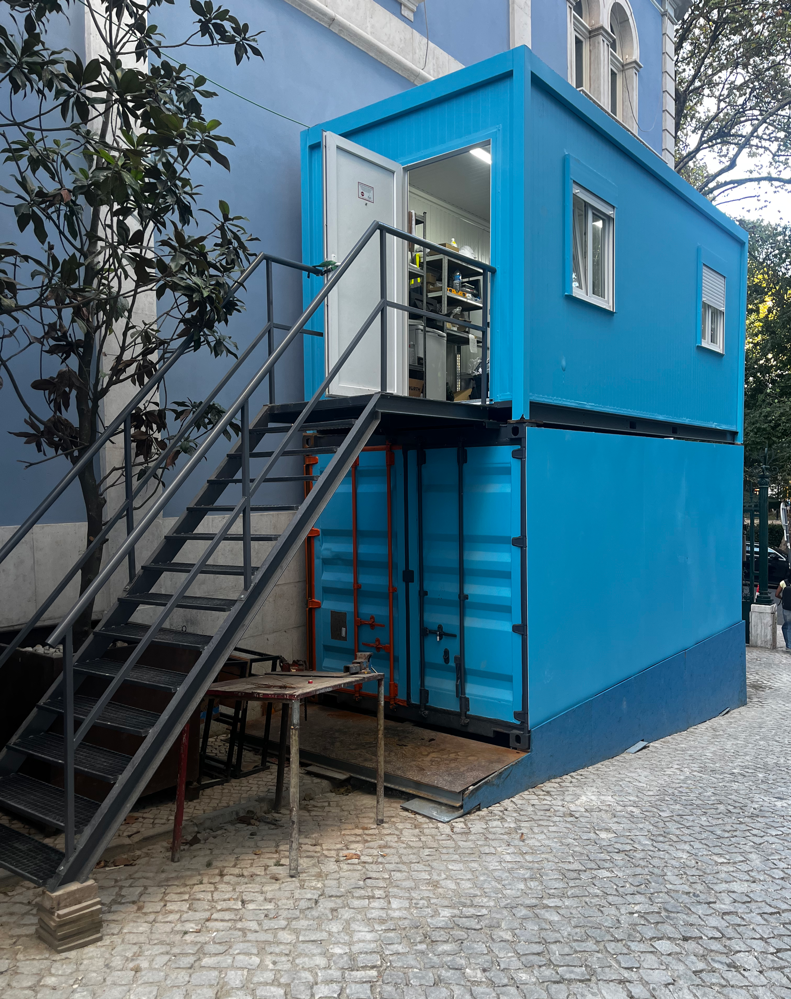 Temporary Shipping Container Job site Field Office - Lisbon