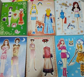 ภาพขนาดย่อ: สมุดตุ๊กตากระดาษ 18 เล่ม