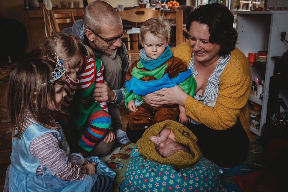 erstes-familienfoto-mit-baby-von-freiburger-fotografin