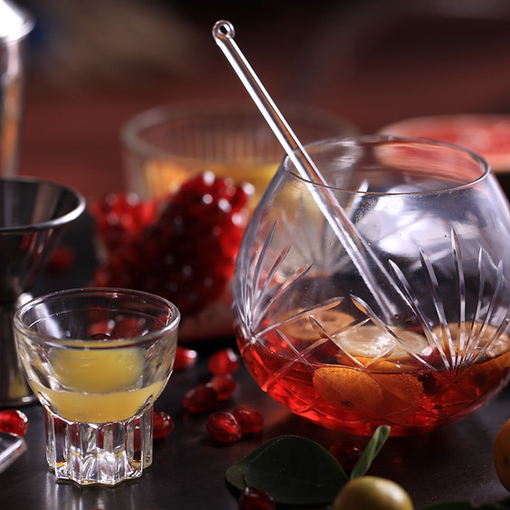 Mixology Class: Spanish Edition