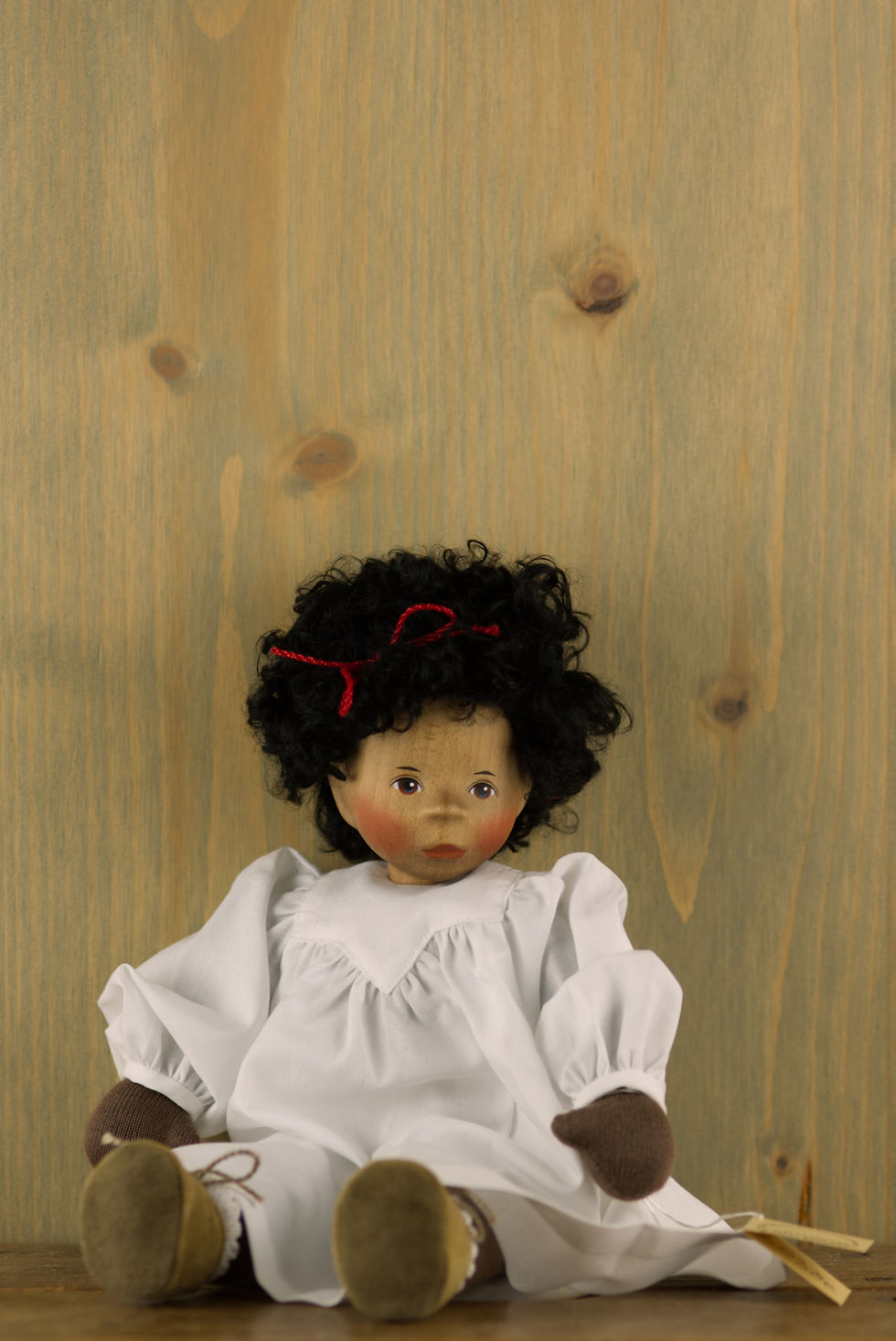 Thumbnail: Small artist doll with white dress | Elisabeth Pongratz-Schöfer
