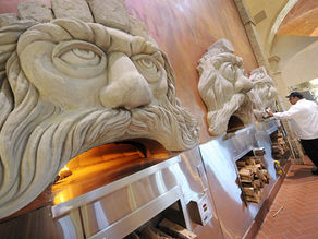 Disney World Restaurants Claim 6 Out of the Top 10 for Best Amusement Park Restaurants