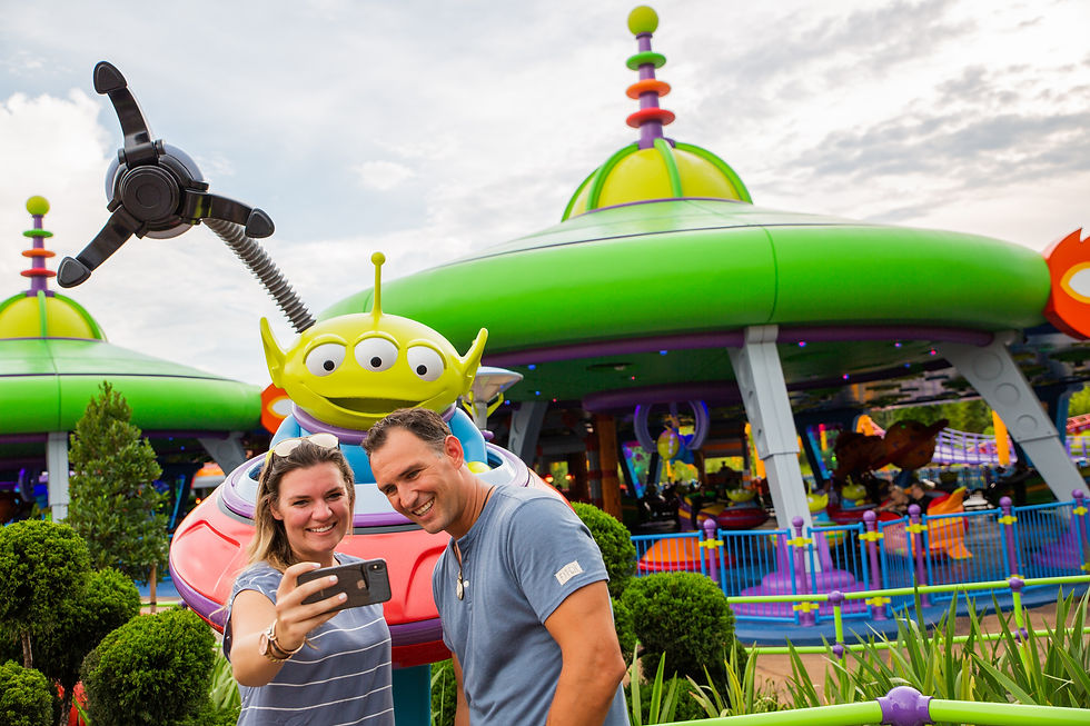 Toy Story Land - Alien Swirling Saucers