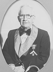 Dallas 1942 Newtown Lodge Past Master_ed