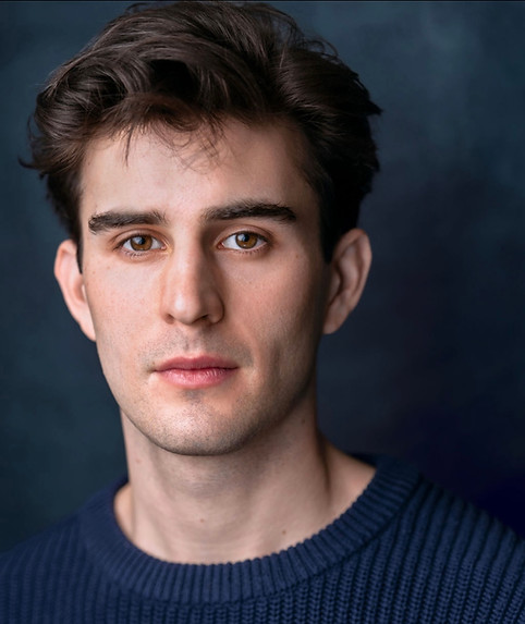 headshot-dylan lesch-2025.jpg