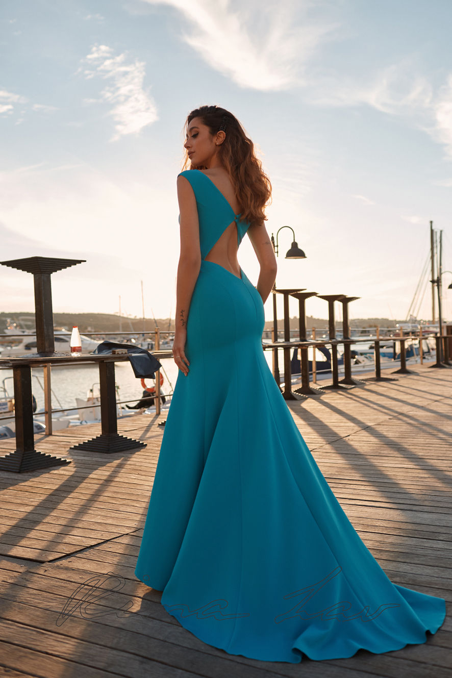 Миниатюра: CARRY EVENING